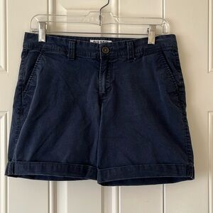 Old Navy navy shorts 4 regular 7" inch inseam